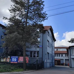 Проживание в семье Henrix, Варшава